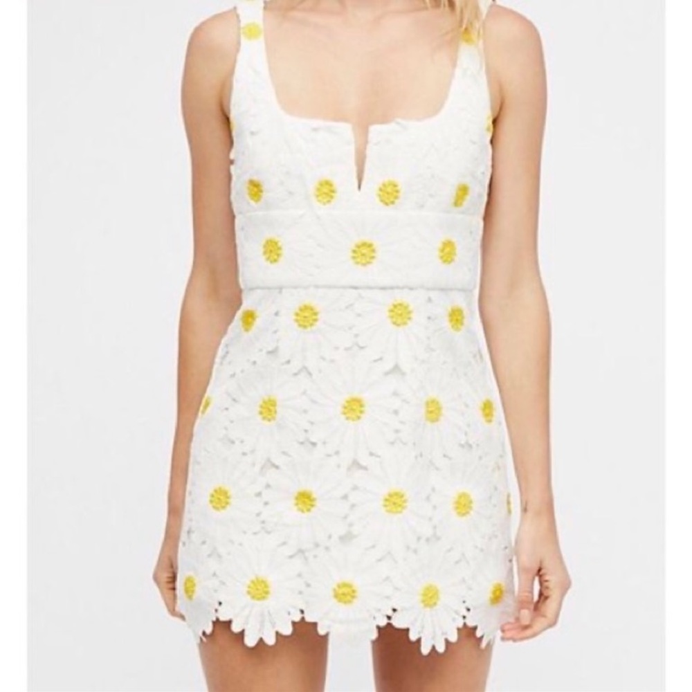 Alice McCall daisy dress NWT
